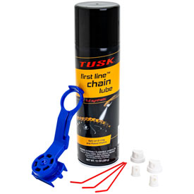 Tusk First Line Synthetic Chain Lube with Oinker Chain Lube Applicator