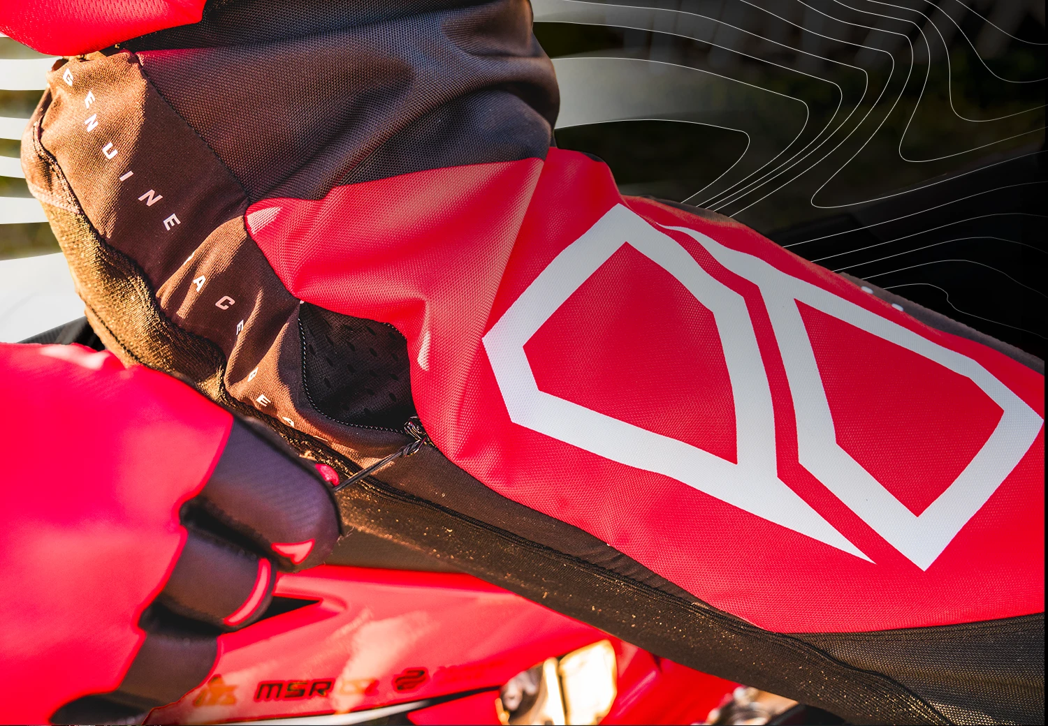 Close-up of the MSR Axxis gear highlighting the concealed thigh pocket.